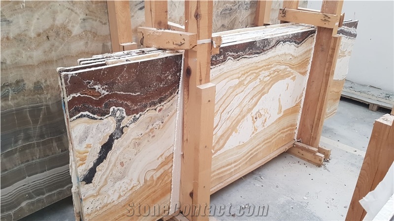 Sahara Onyx Slabs