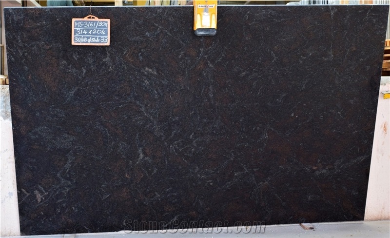 Paradiso Classico Granite Slabs