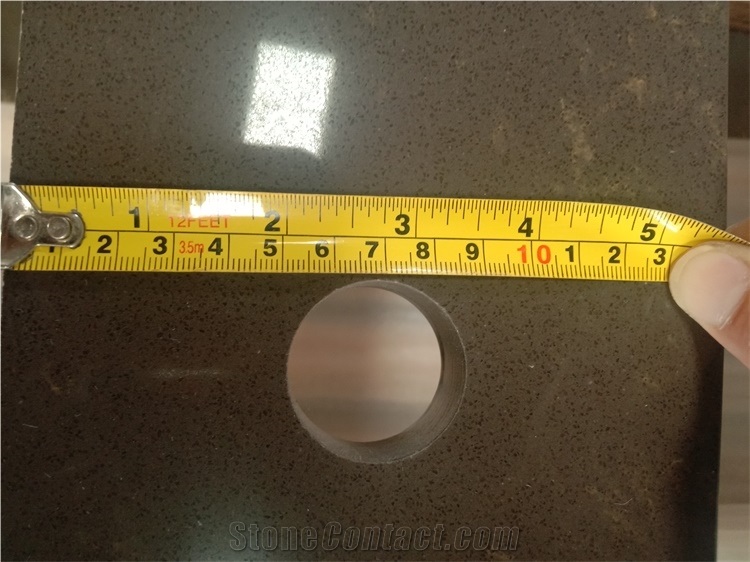 China Quartz Countertops Black with Gold Vein