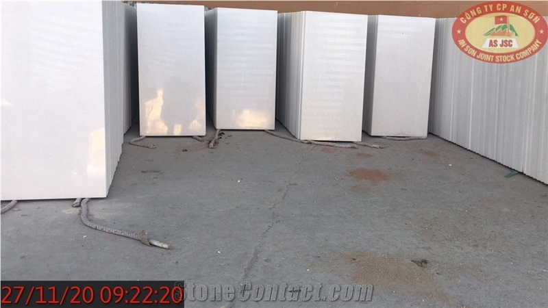 Crystal White Marble Natural Stone 30x60x2cm Tiles
