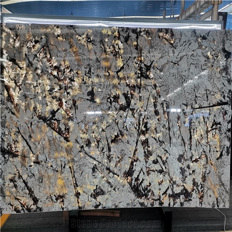 Snow Mountain Silver Fox Granite Slab