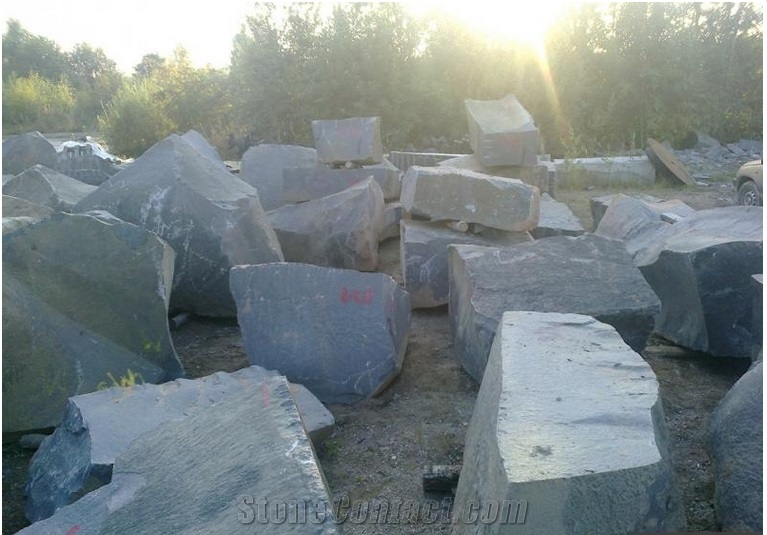 Black Gabbro-Diabase Blocks