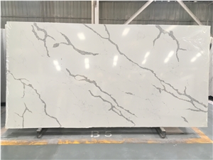 Semi White Polish Calacatta Quartz Slabs