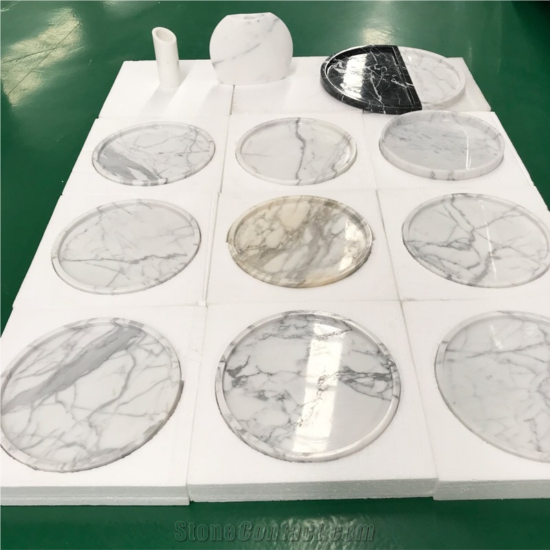Round Marble Tray, Staturio or Calacatta