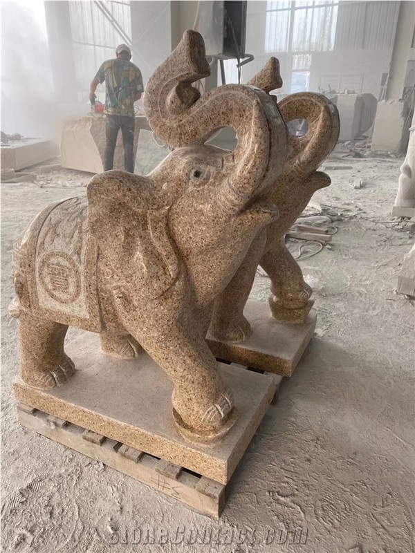 Polished Yellow Granite Garden Animal Statues