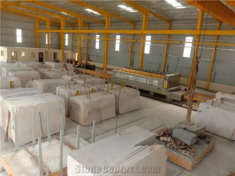 Cordova Beige Marble Slabs, Ibri Beige Marble