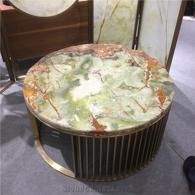 Round Good Quality Green Onyx Coffee Table