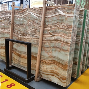 Translucent Wooden Vein Dark Emerald Green Onyx Translucent Wooden Vein Dark Emerald Green Onyx
