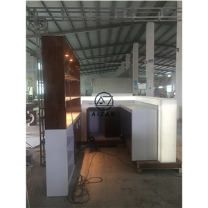 Modern Illuminated Bar Countertop