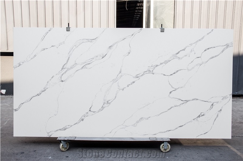 Calacatta Rocky Quartz Slabs for Countertops