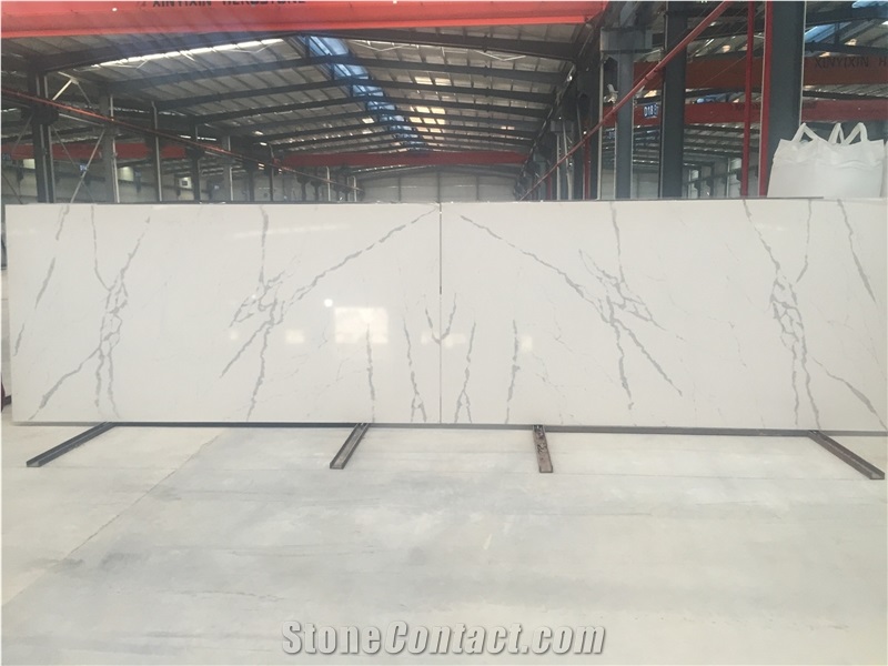 Calacatta White Quartz Kitchen Countertops