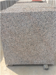 G657 Rusty Chinese Granite Slabs Tiles