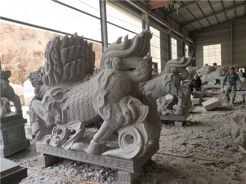 China Bluestone Granite Honed Garden Sculpture