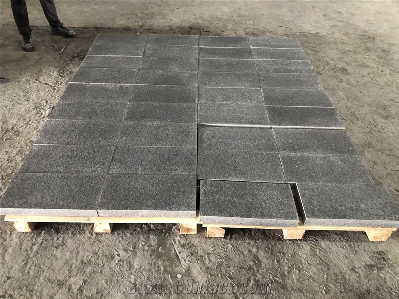 New G684 Pearl Black Basalt Paving Stones