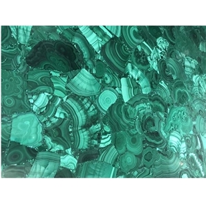 Extravagant Semiprecious Malachite Green Stone