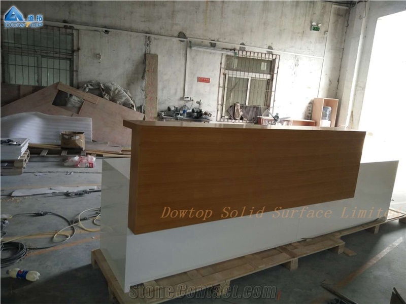 Gloss Solid Surface Reception Desk Design
