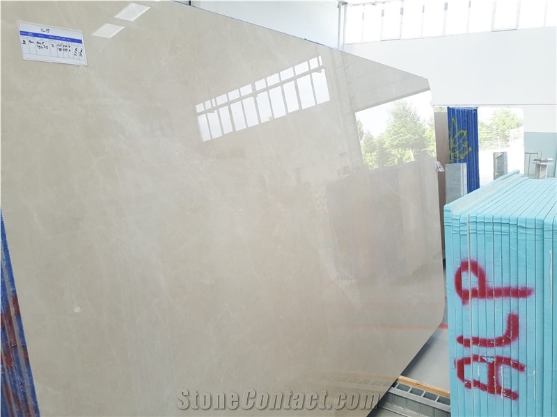 Crema Uno Marble Slabs