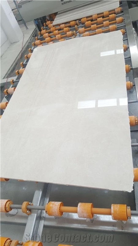 Crema Uno Marble Slabs