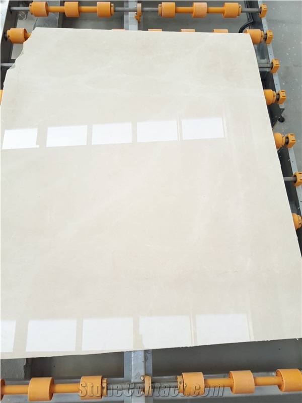 Crema Uno Marble Slabs