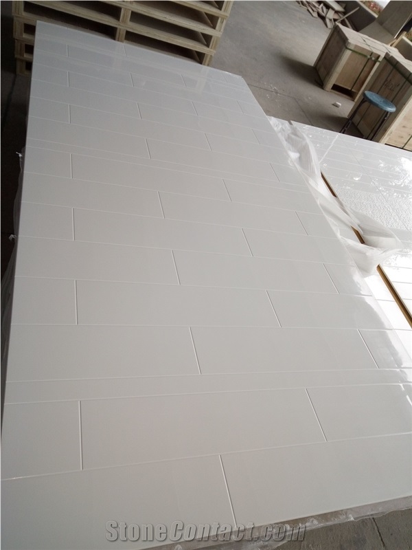 White Casted Cultured Marble Shower Surrounds Panel