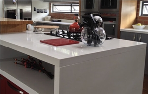 Cut and Polish Quartz Countertops
