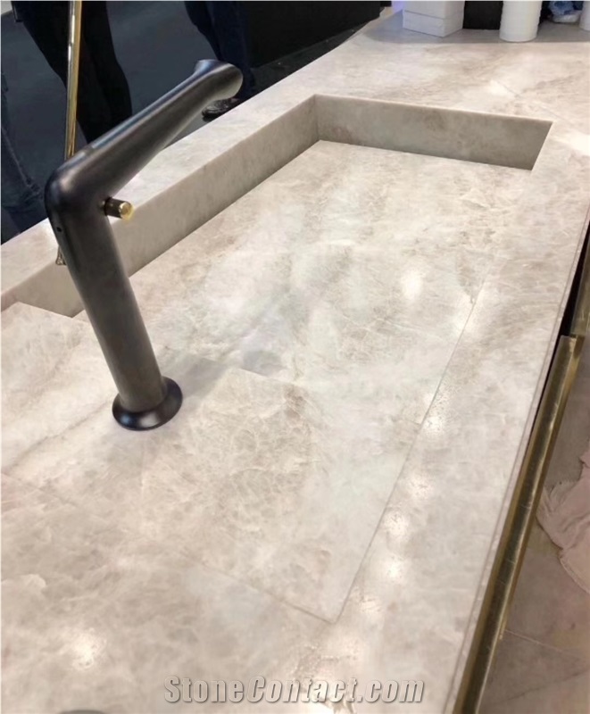 Brazil Natural Beige Quartize Countertops & Sinks