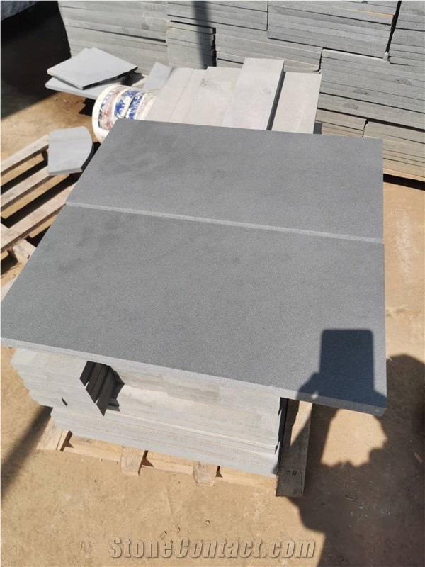 China Black Basalt Floor Covering Tiles