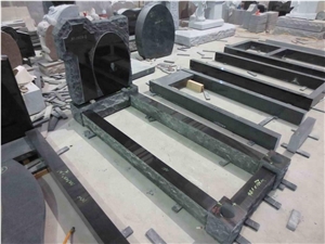 China Manufactured Black Granite Monument