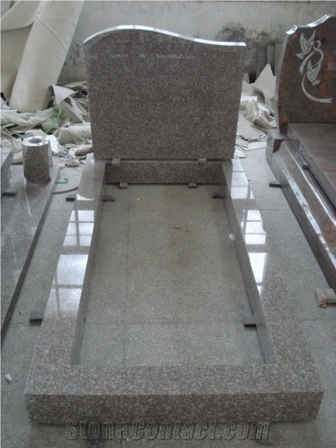 Custom Made Funeral Red Granite Tombstone