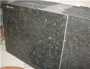 Emerald Pearl Green Granite Polished Slabs