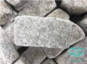 G665 Dark Grey Granite Natural Spilt Cubes Pavers