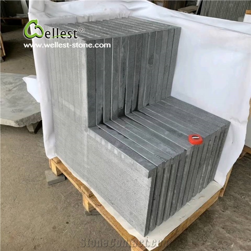 Grey Blue Stone Pool Bullnose Coping Corner