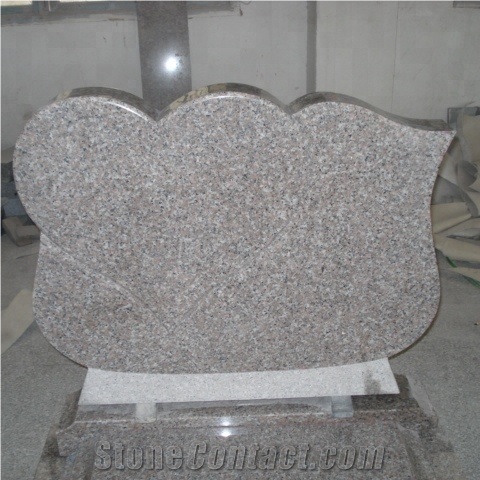 Light Grey Granite Memorial Monument