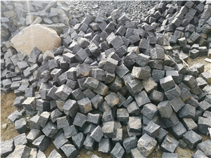 New G684 Black Material Granite Cobble Stone