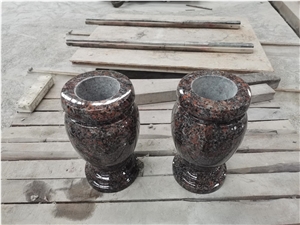 Turned Vase (All Polished) Dakota Mahogany Granite