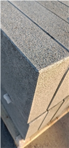 G654sd Kerbstones Flamed