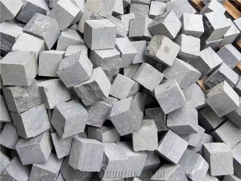 Granite G654 Cobblestone/Sesame Grey/Padang Black Cubes