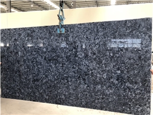 Blue Quartz Surface with Veins Blue Quartz Surface with Veins