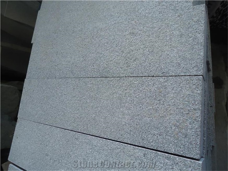 Grey-Silver Granite Polished Wall and Floor Tiles