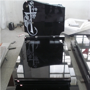 Poland Granite Patterns Laser Etching Headstone