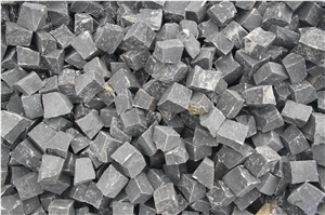 Black Limestone Cobblestone Pavement