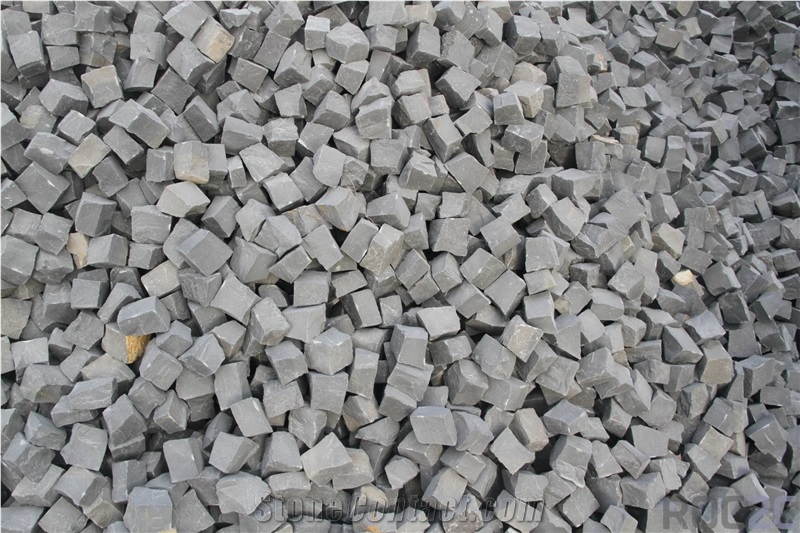 Grey Limestone Cobblestone Pavement