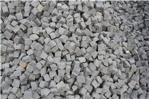 Grey Limestone Cobblestone Pavement