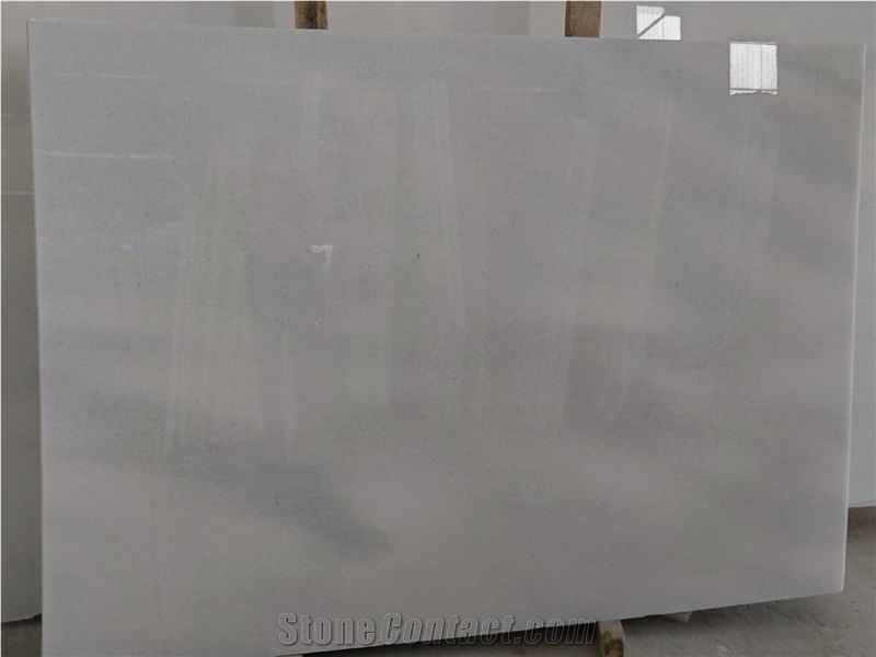 Cloudy Vein White Crystal Marble Slab