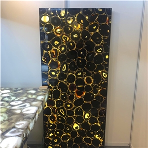 Black Agate Used in Bathroom Design