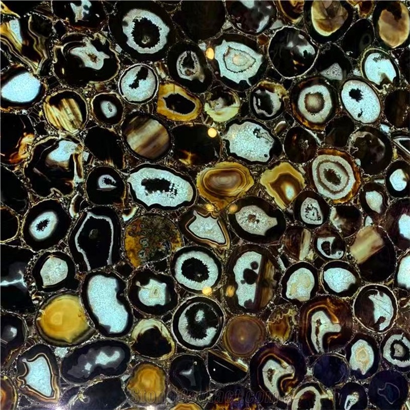 Black Agate Used in Bathroom Design