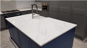 Superwhite Calacatta Quartz Big Countertop