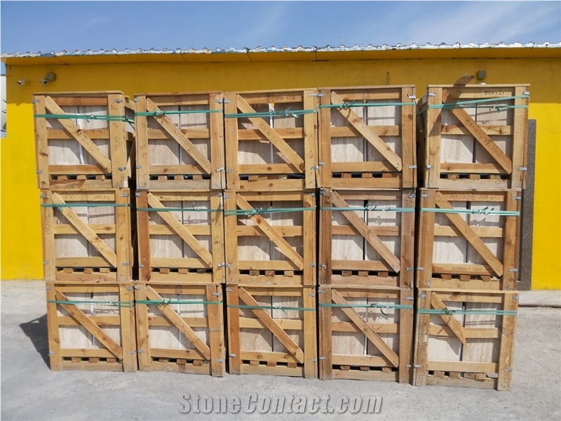 Classictravertine 60x60x2cm Unfilled Unpolished