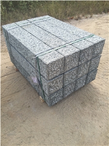 Columns/Pillars/Palisades/Pollers/Natural Stone Columns/Pillars/Palisades/Pollers/Natural Stone