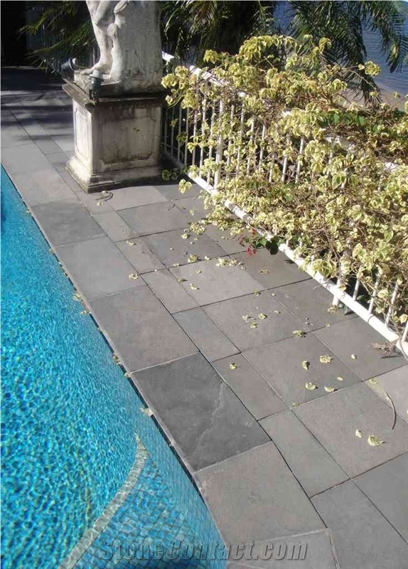 Black Sea Limestone Tumbled Cobbles, Pavers